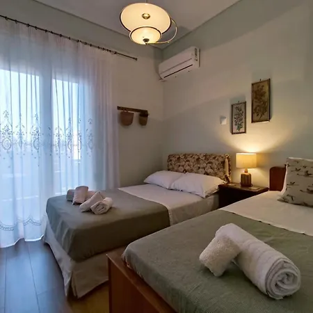 Los Laureles A Relaxing Vintage Home In The Heart Of Sparta * Sparta