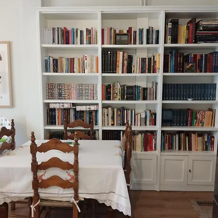 Los Laureles A Relaxing Vintage Home In The Heart Of Sparta * Sparta