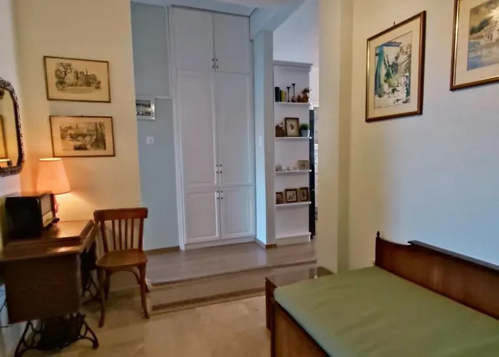 Laureles Relaxing Vintage Апартаменты Спарта